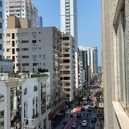 Otimo Apto 2 Quartos, Av. Brasil, De Frente, Quadra Mar. Балнеариу-Камбориу Экстерьер фото